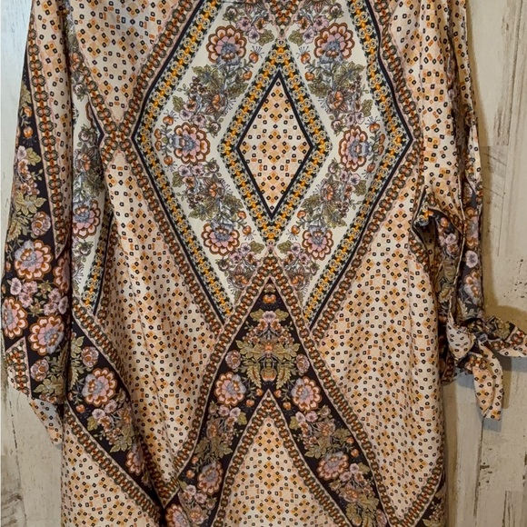 Bebop Knotted sleeves shoulder Beige Pink  + Floral Flower Dress Size 3X - Picture 16 of 16